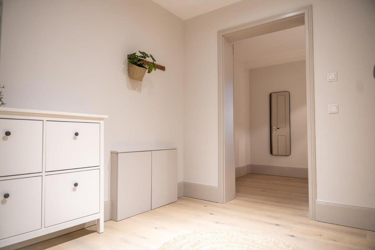 Spacious 3-Bedroom Apartment Near Eilbekpark ハンブルク エクステリア 写真