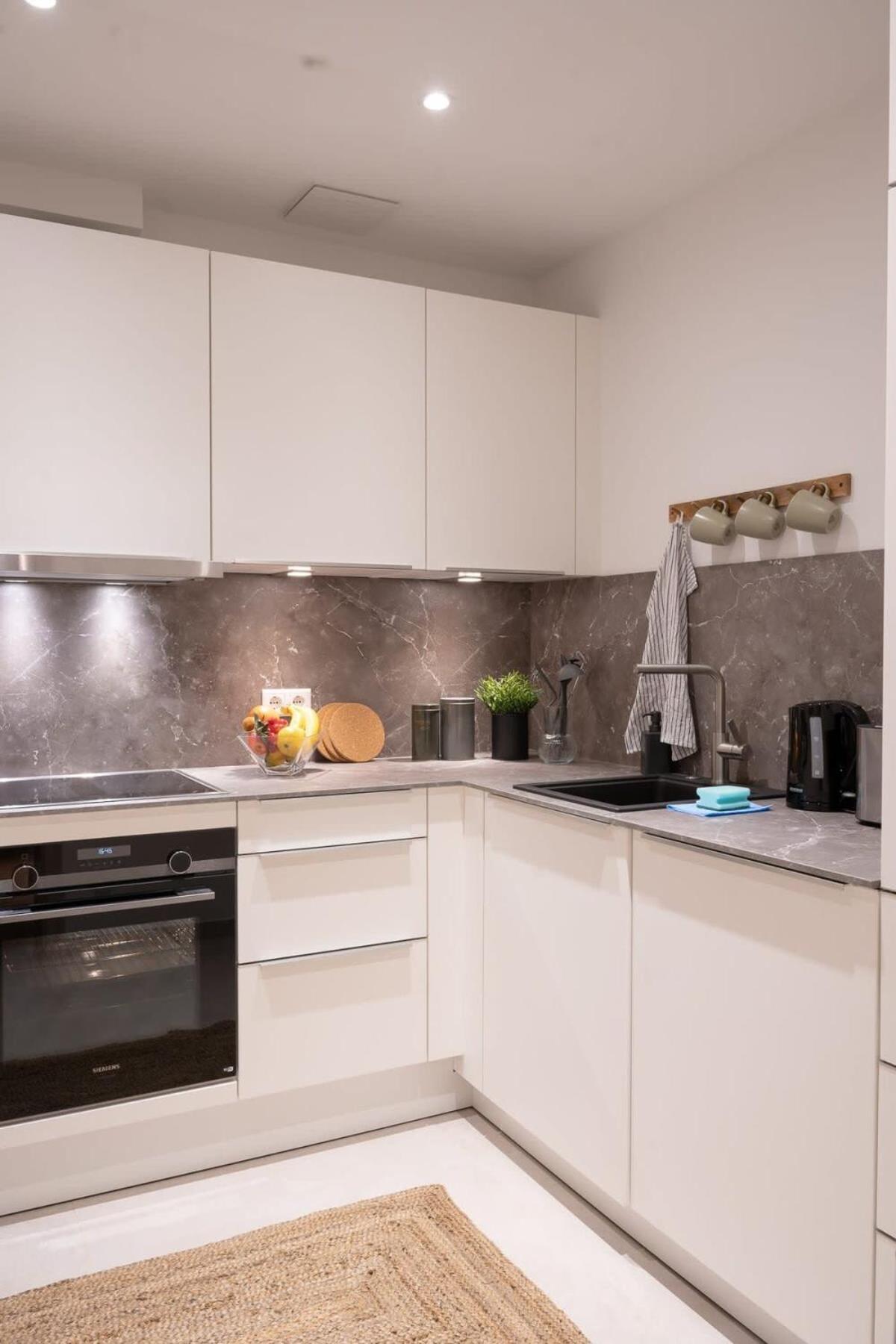 Spacious 3-Bedroom Apartment Near Eilbekpark ハンブルク エクステリア 写真